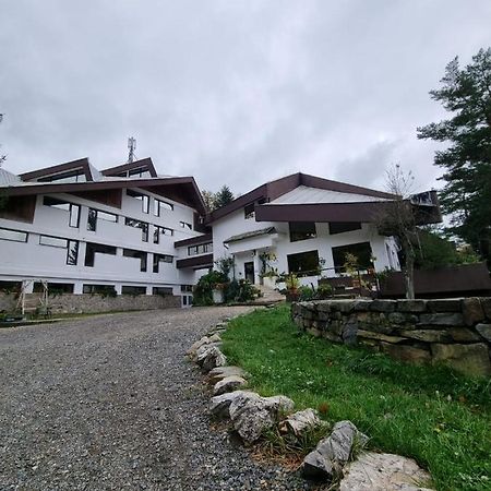 Hotel Randunica Văliug Exteriér fotografie