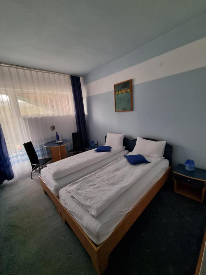 Hotel Randunica Văliug Exteriér fotografie