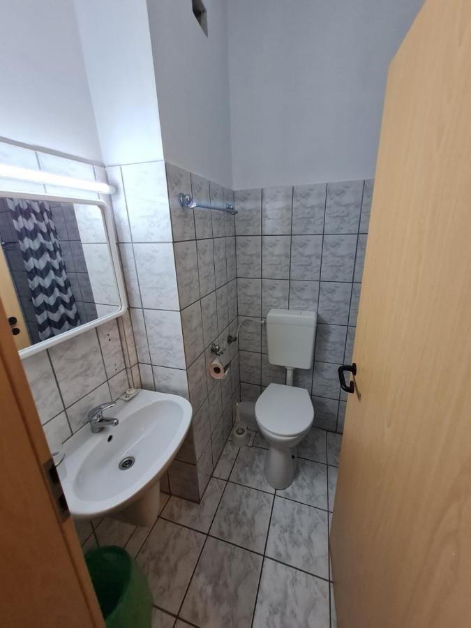Hotel Randunica Văliug Exteriér fotografie